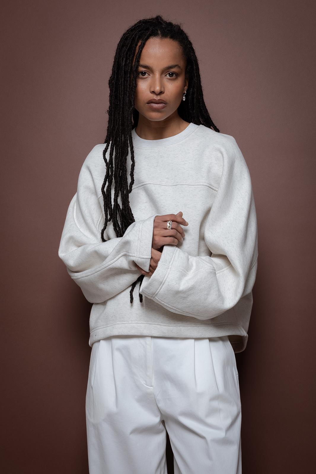 SWEATER LS-ON-UNI-GREY LIGHT