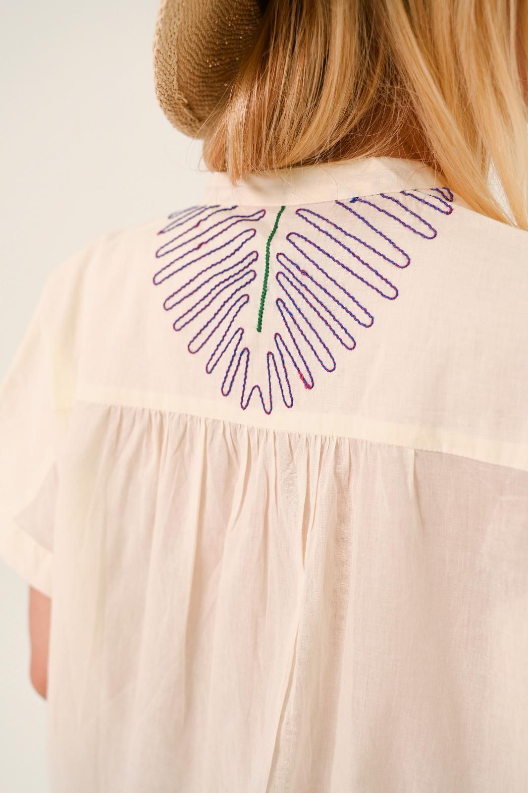 BLOUSE SS BORDUUR ECRU