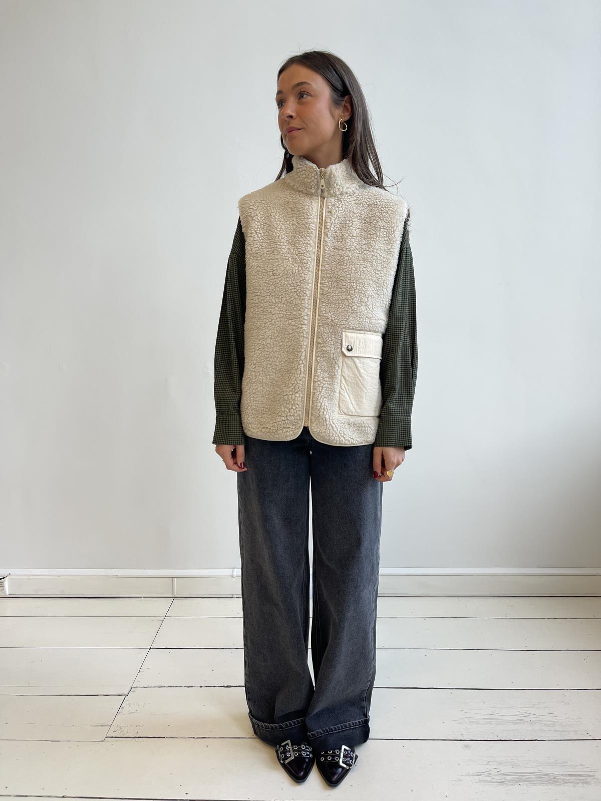WAISTCOAT-FUR (FAKE)-UNI-BEIGE