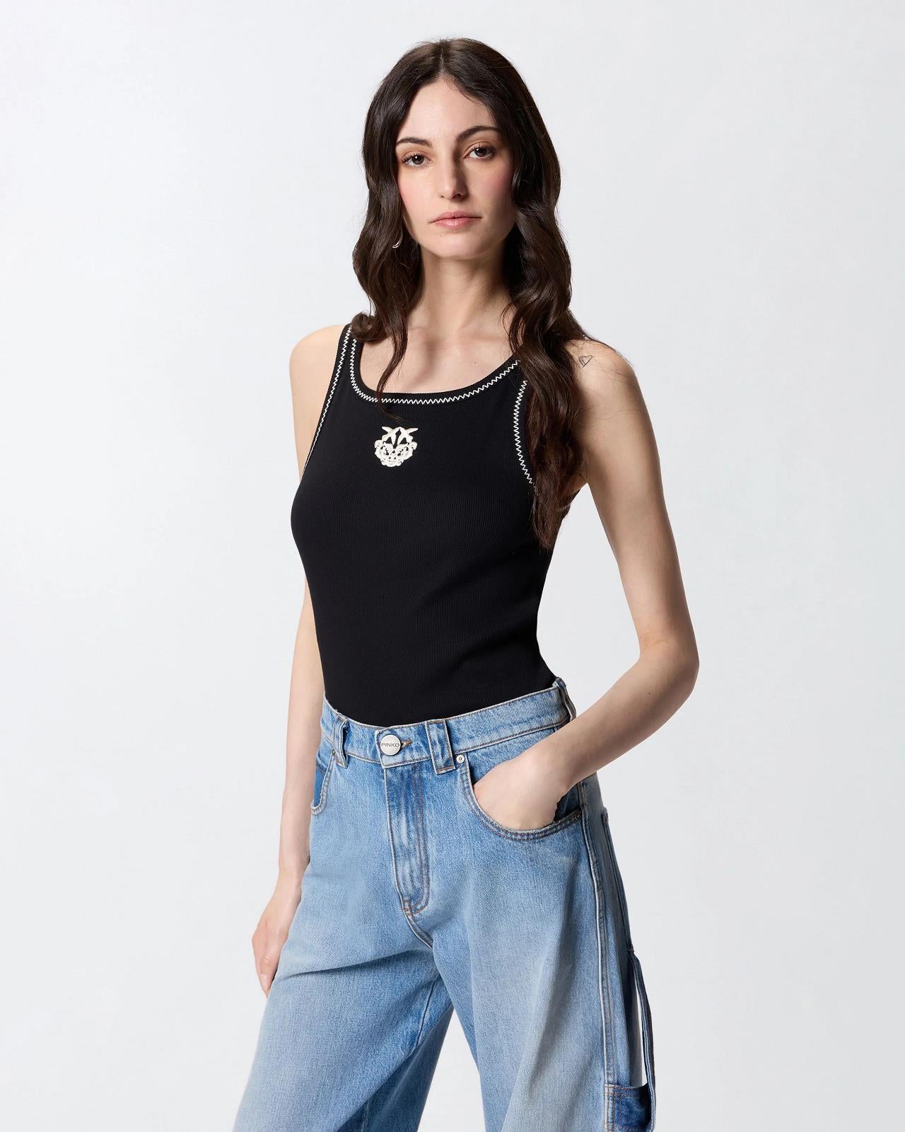 T-SHIRT ZM CONTRAST ZWART
