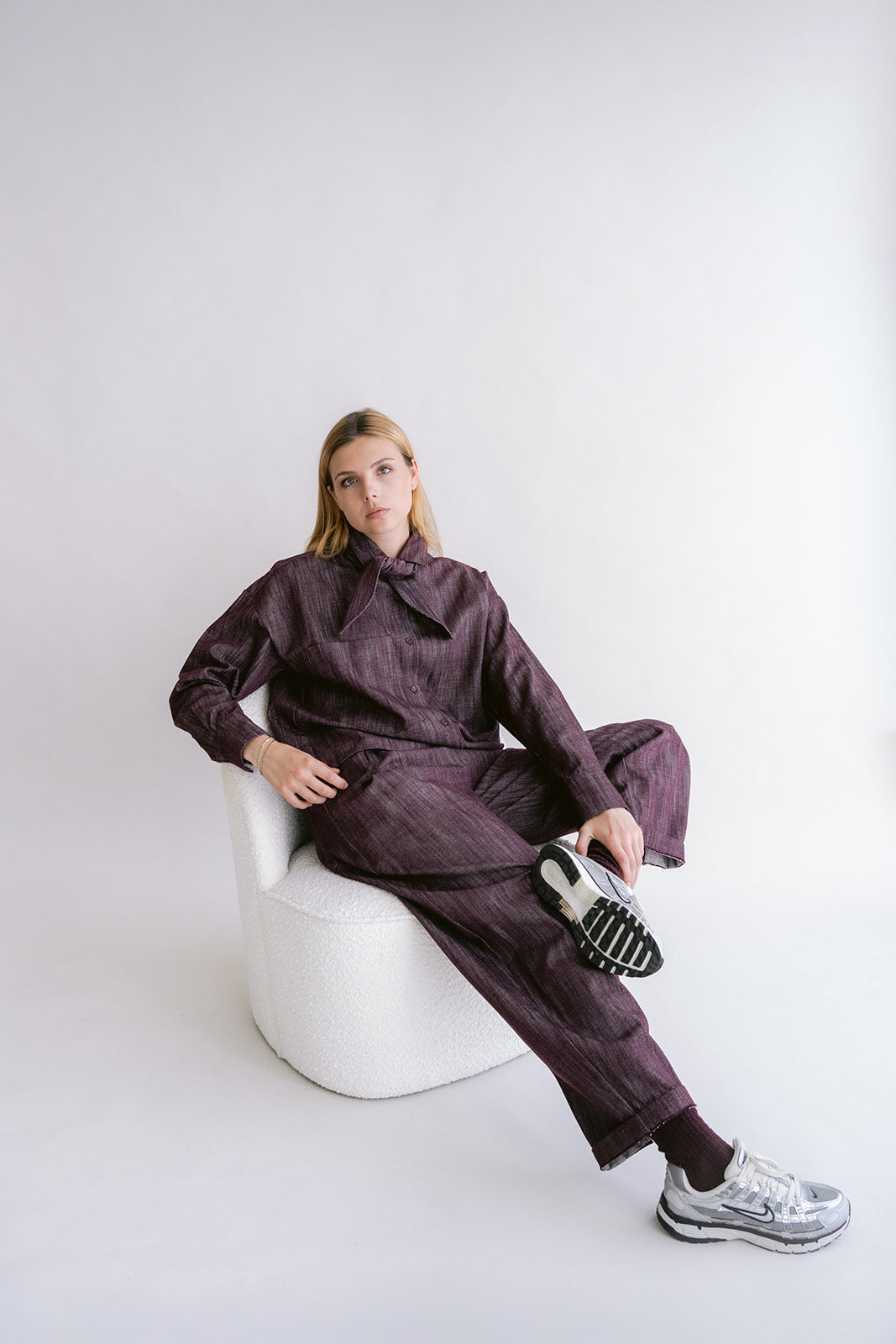 BROEK DENIM BARREL BORDEAUX