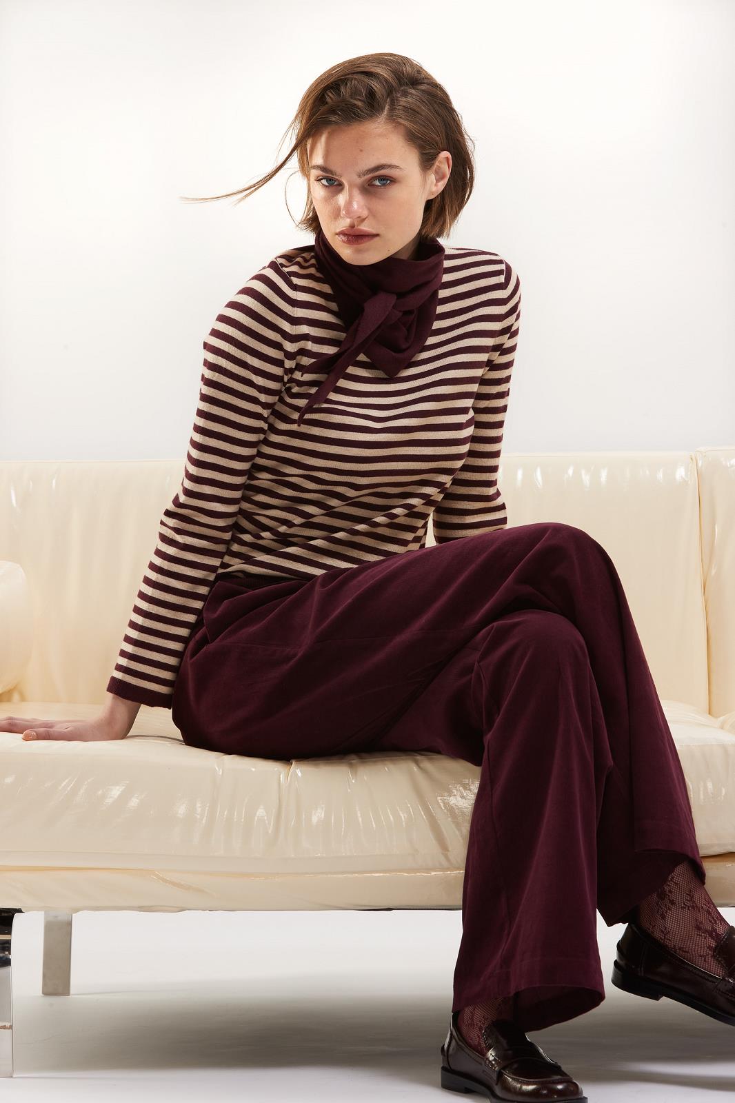BROEK UNI BORDEAUX RIBFLUWEEL