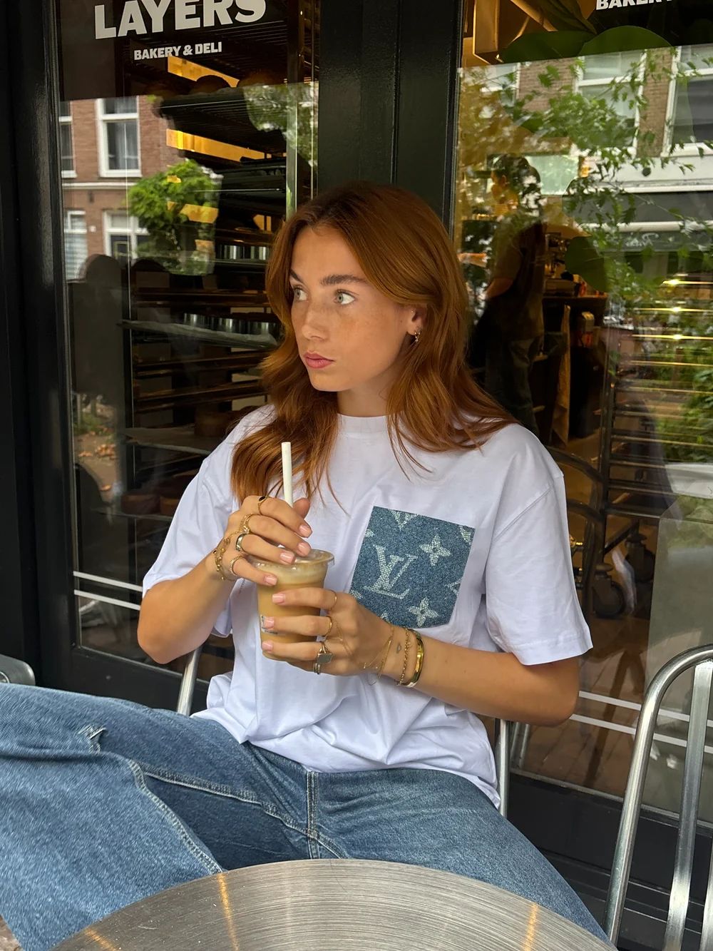 T-SHIRT KM WIT/LV BLAUW