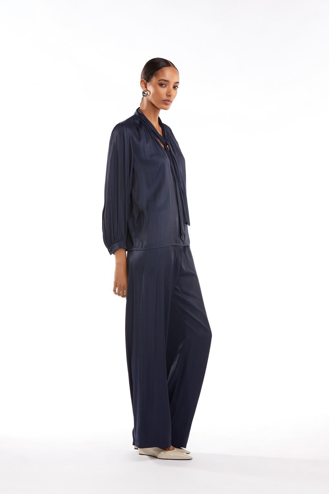 BLOUSE LS-*-UNI-BLUE DARK (NAVY)