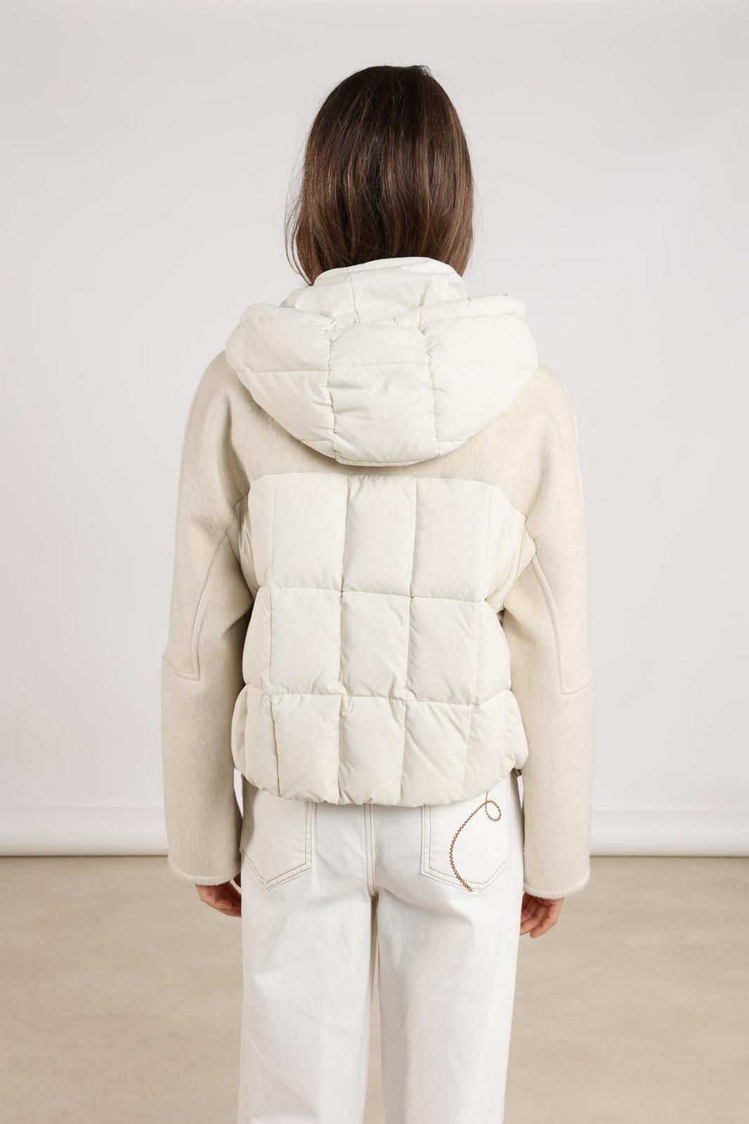 OUTDOOR S-*-UNI-BEIGE LIGHT