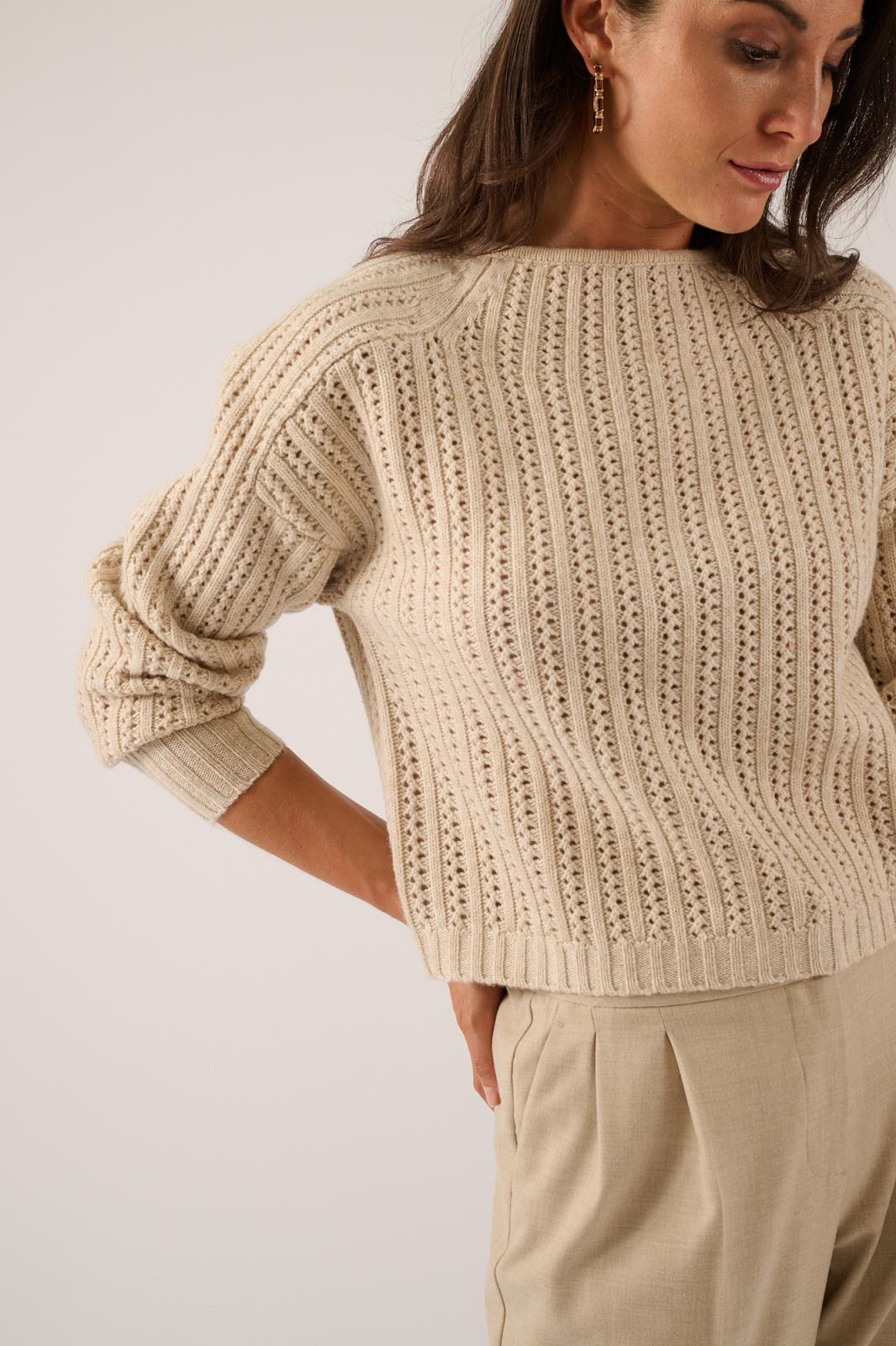 PULL LS-ON-UNI-BEIGE LIGHT