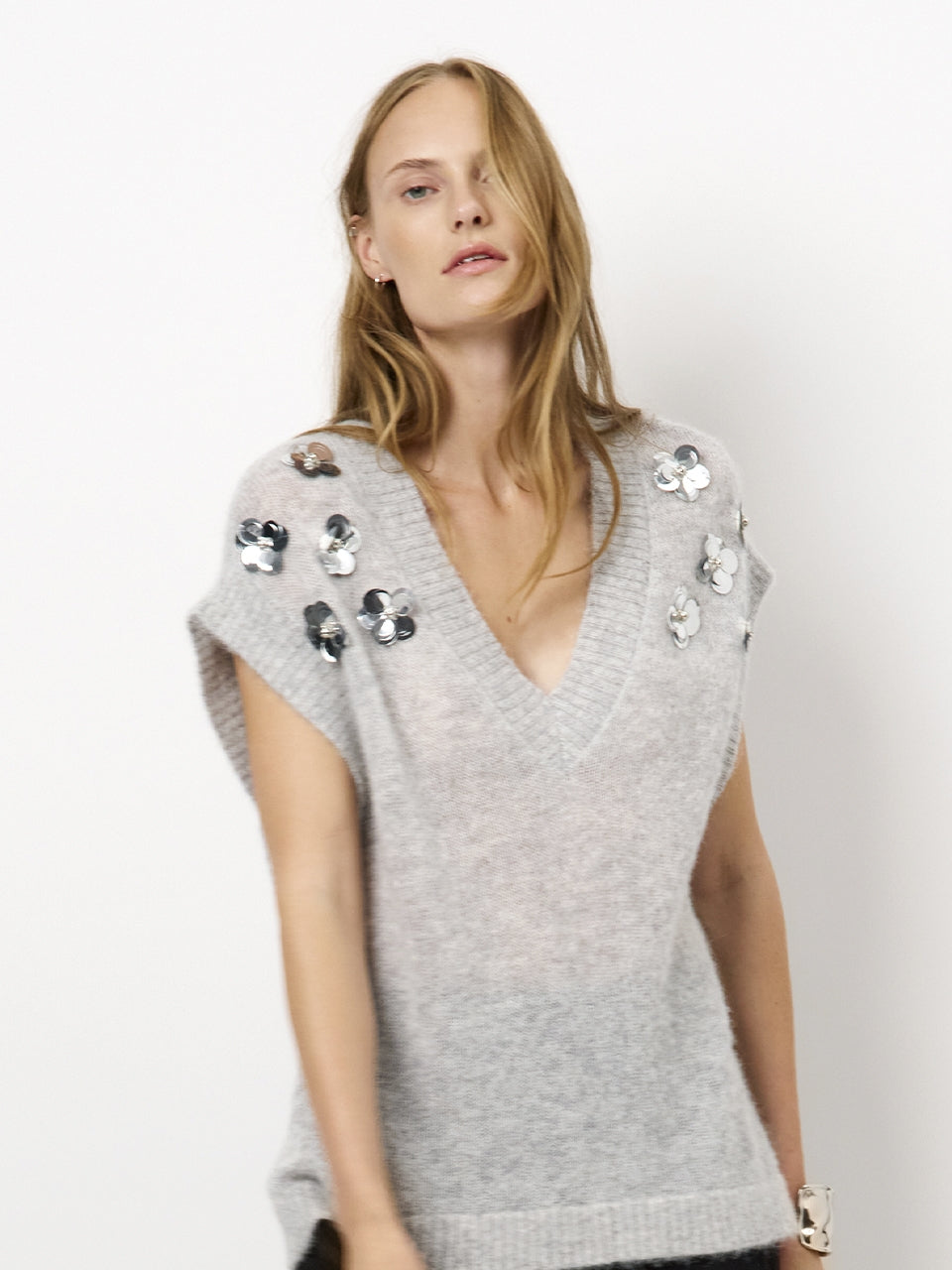 PULL SL-VN-UNI+APPLI-GREY