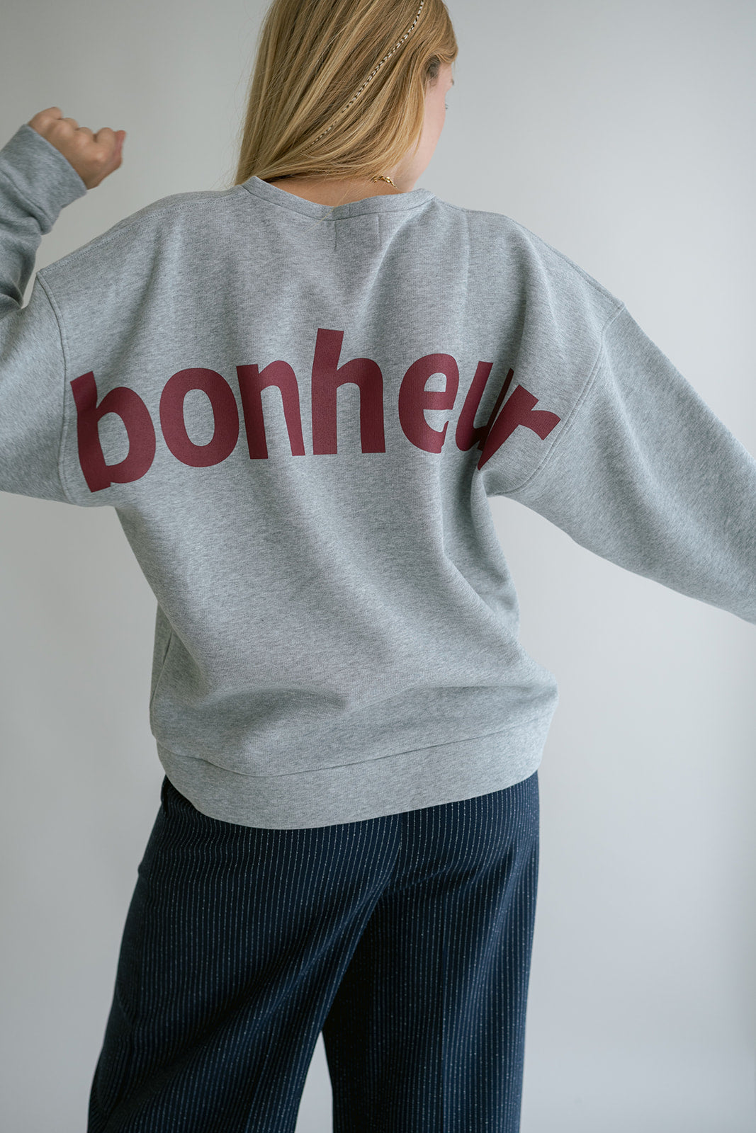 SWEATER LM GRIJS