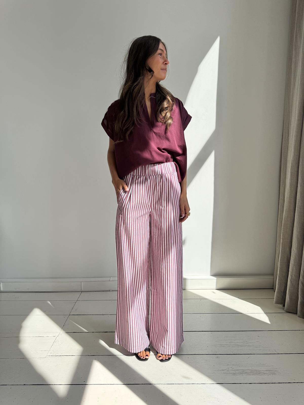 BROEK STREEP BURGUNDY