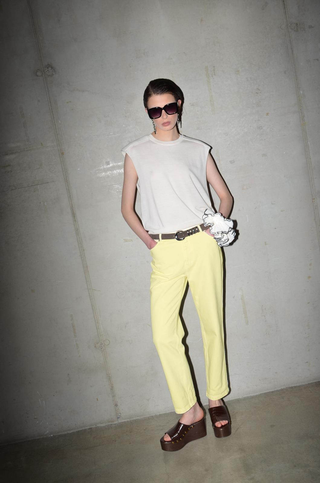 BROEK DENIM UNI LICHTGEEL