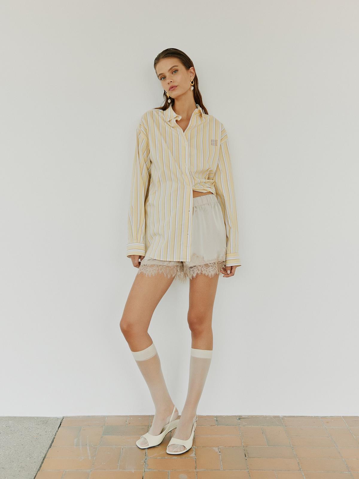 BLOES LM STREEP GEEL