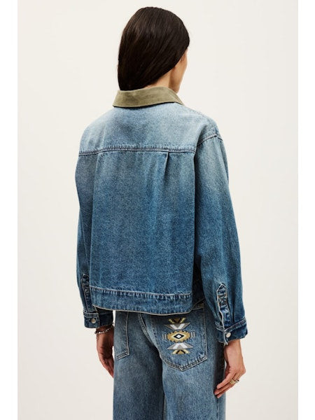 DENIM JAS MET BEIGE KRAAG