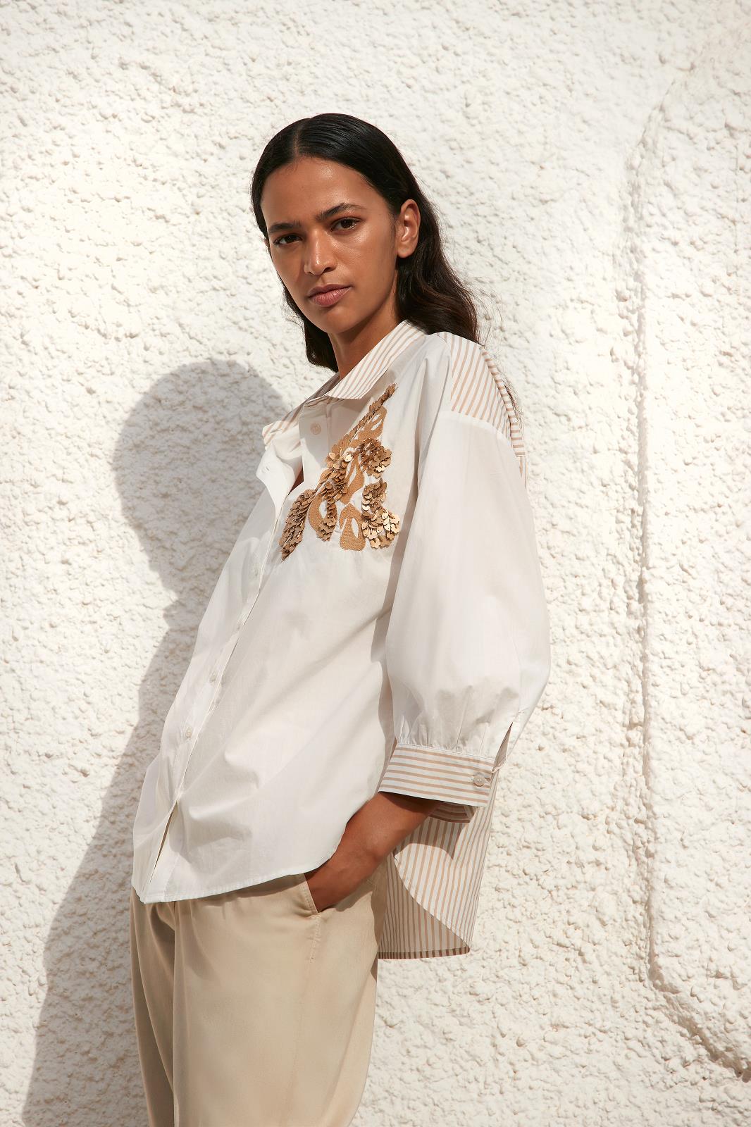 BLOUSE UNI WIT + STREPEN