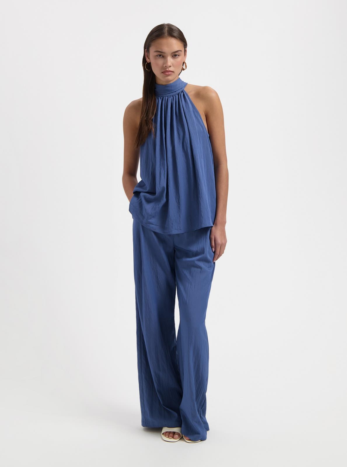 TOP UNI BLAUW