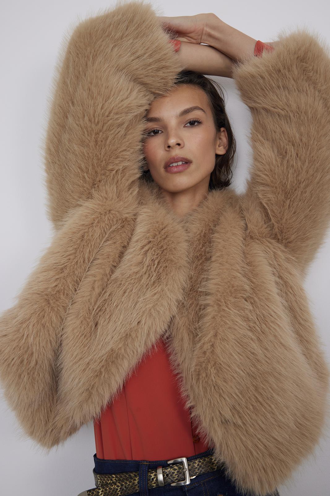 OUTDOOR S-FUR (FAKE)-UNI-BEIGE