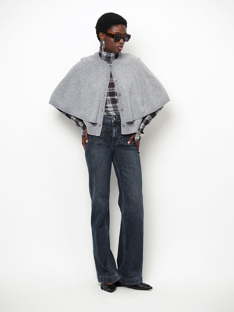 Dante6-Camyl knitted cape Heather Grey