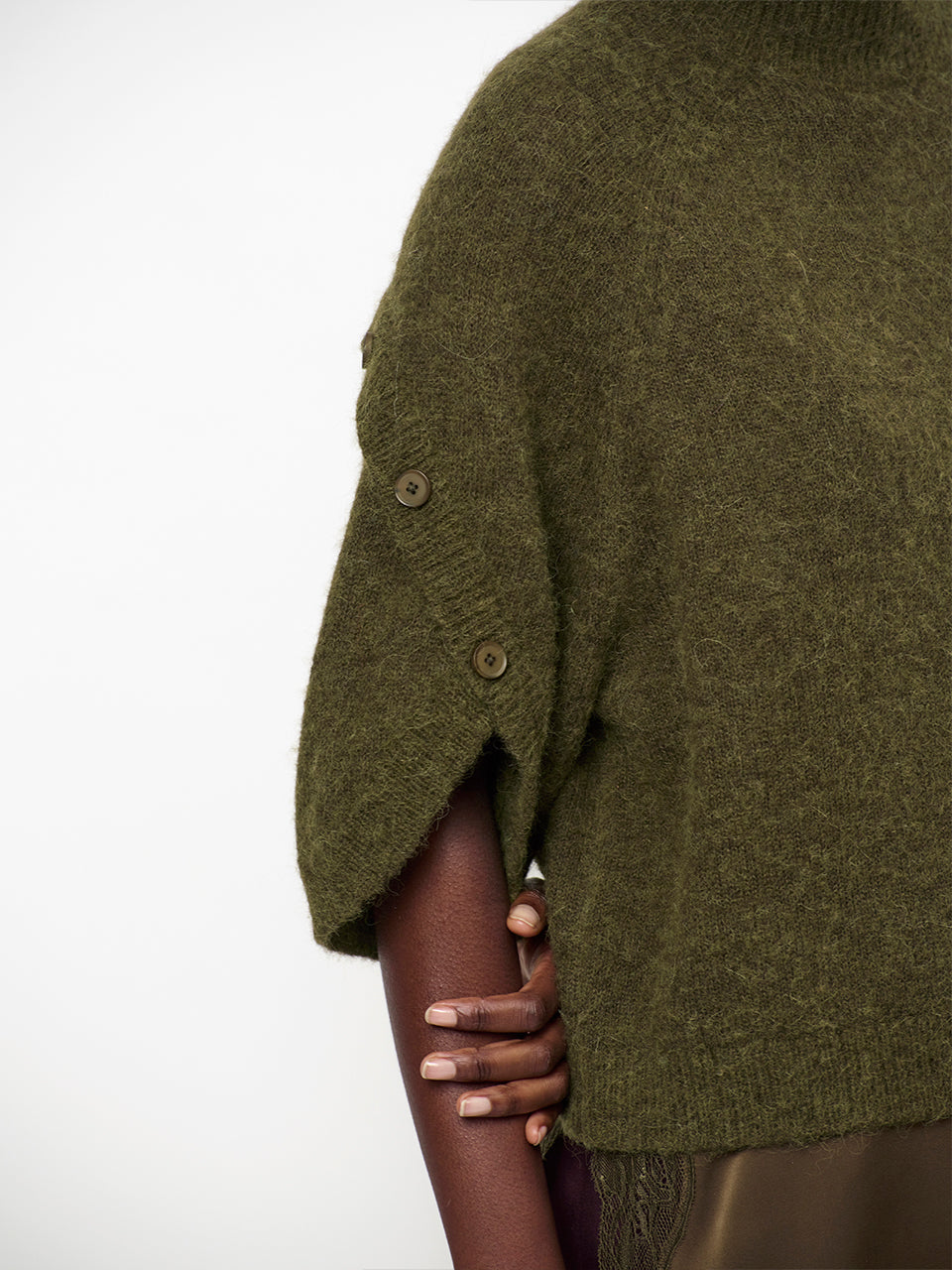Dante6-Mahani cape sweater Moss Olive