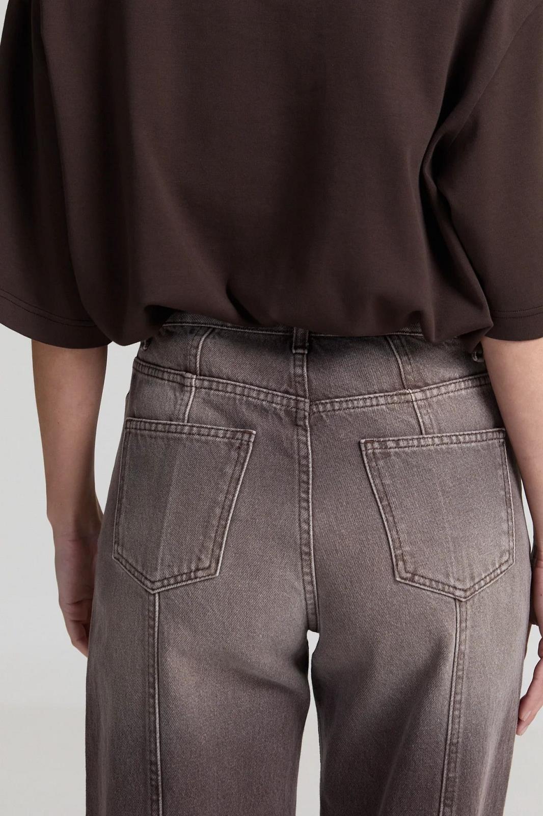 BROEK DENIM BRUIN