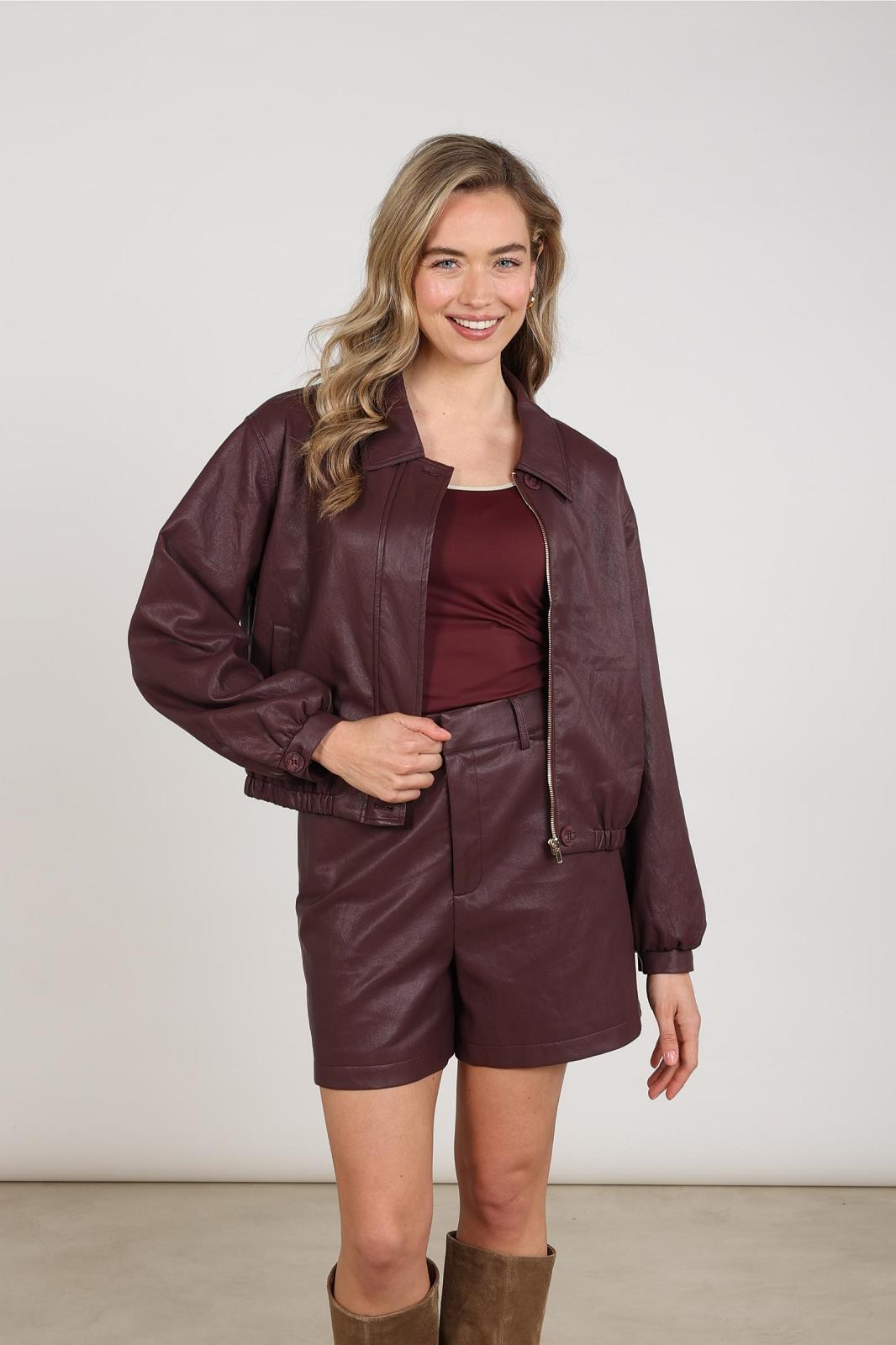 Jackets Cherry