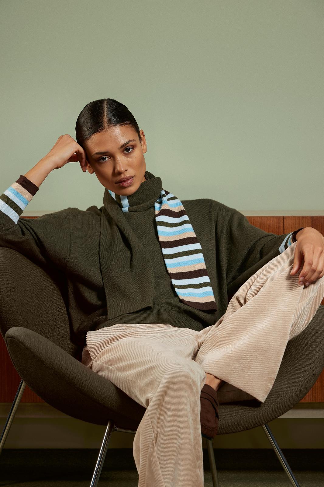 PULL+SJAAL UNI KHAKI