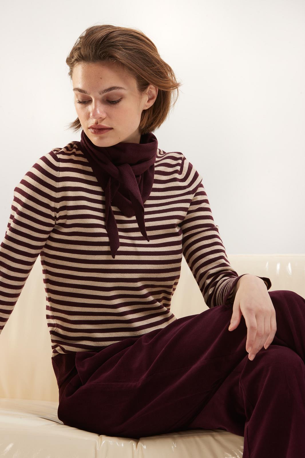 PULL LM STREEP BORDEAUX