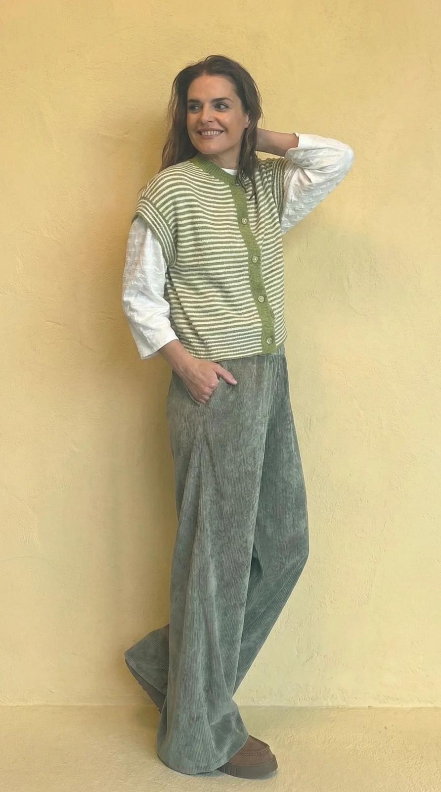 cardigan sleeveless striped