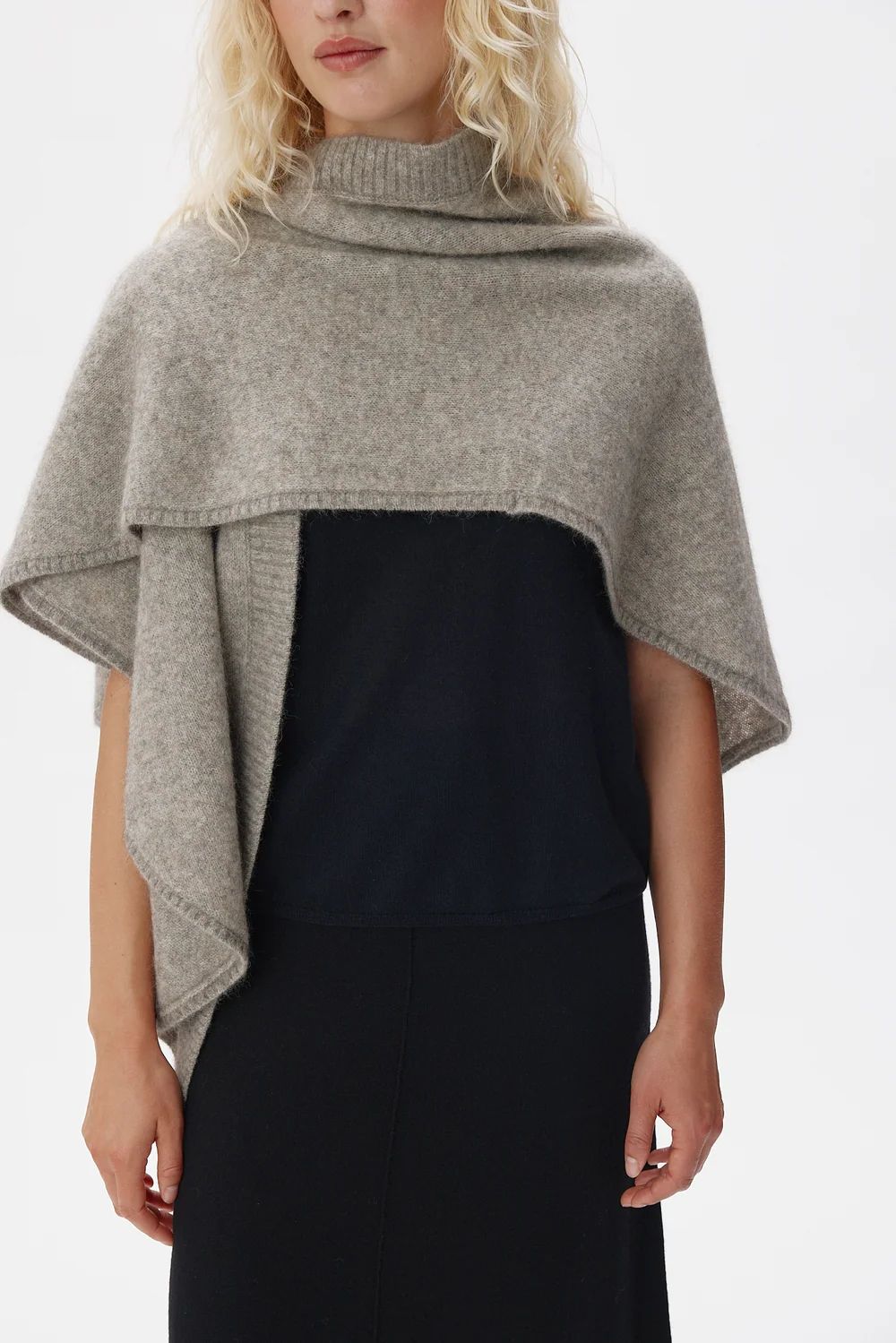 CAPE/GILET KM GRIJS