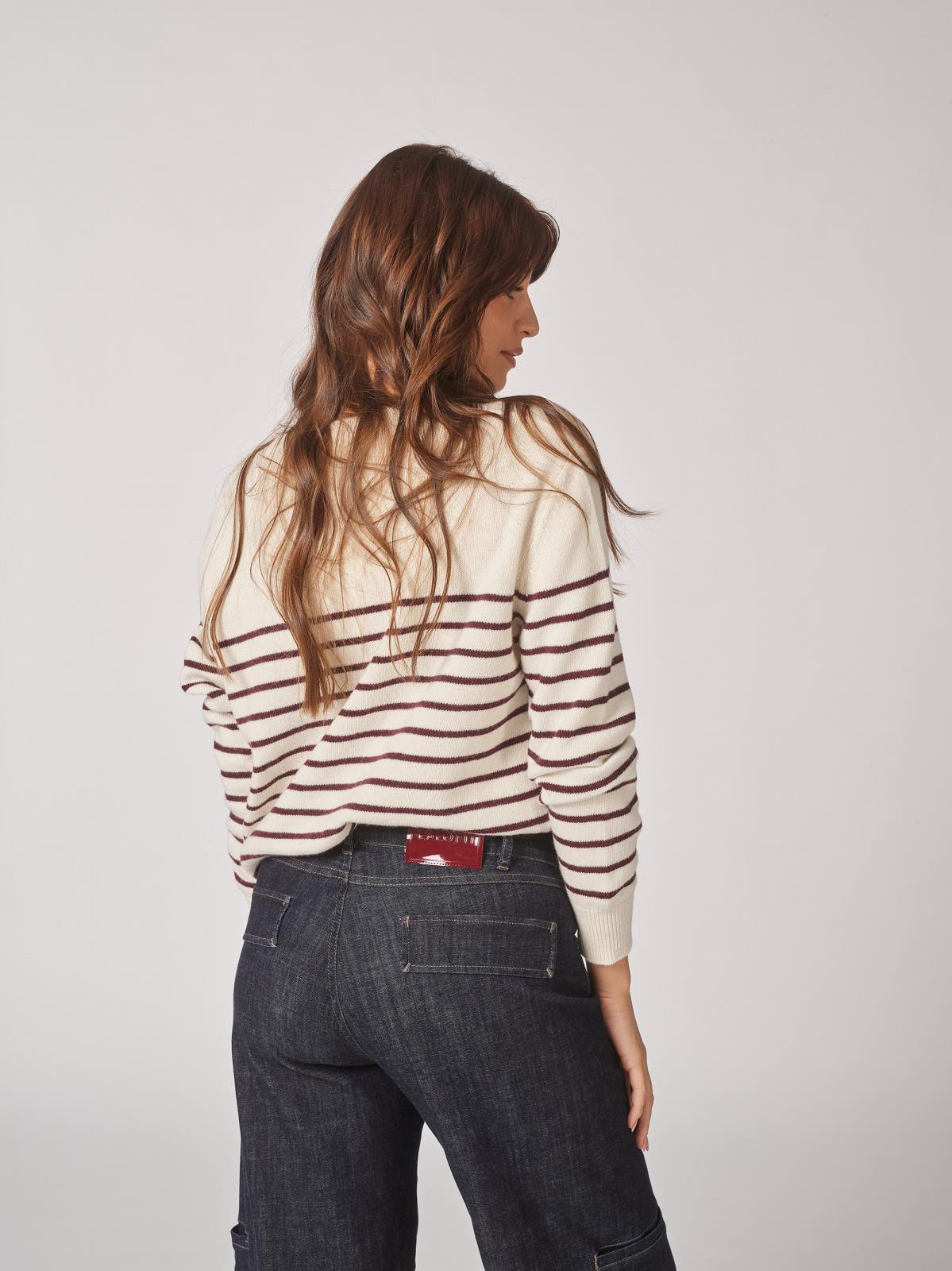 PULL LS-ON-STRIPE-OFF-WHITE