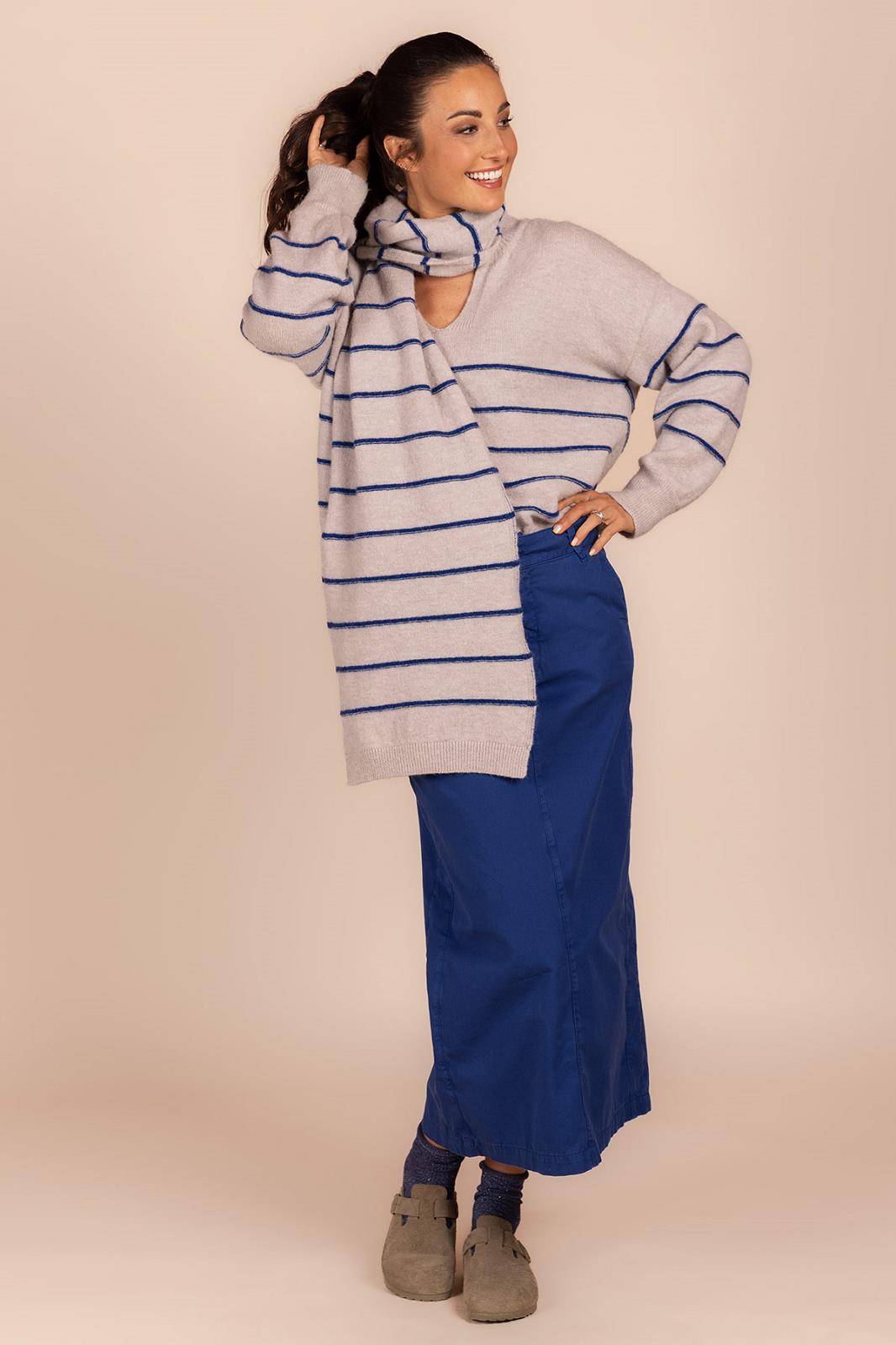 SCARF-*-STRIPE-GREY